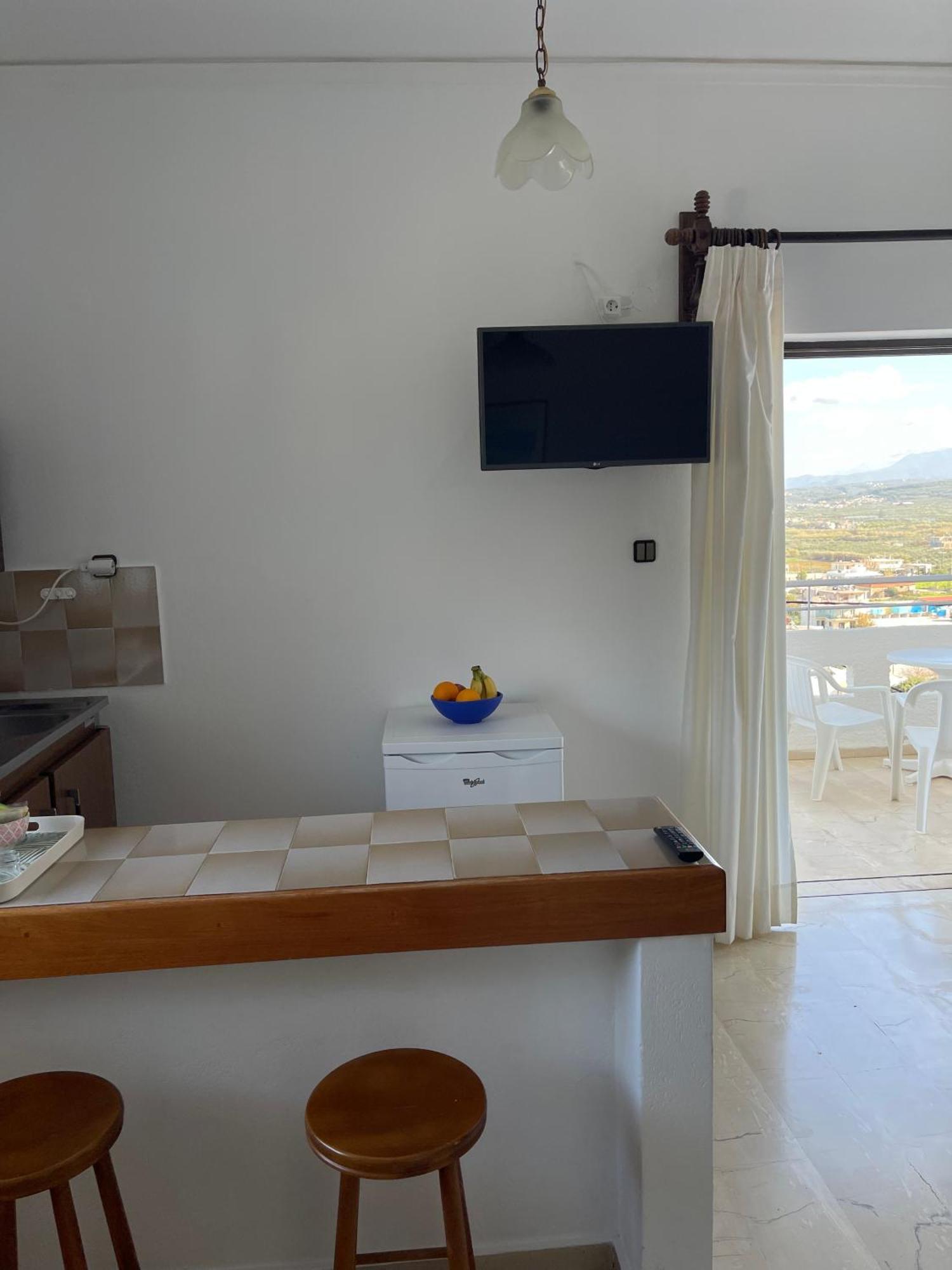 Aeolos Apartments 科林瓦里奥 外观 照片