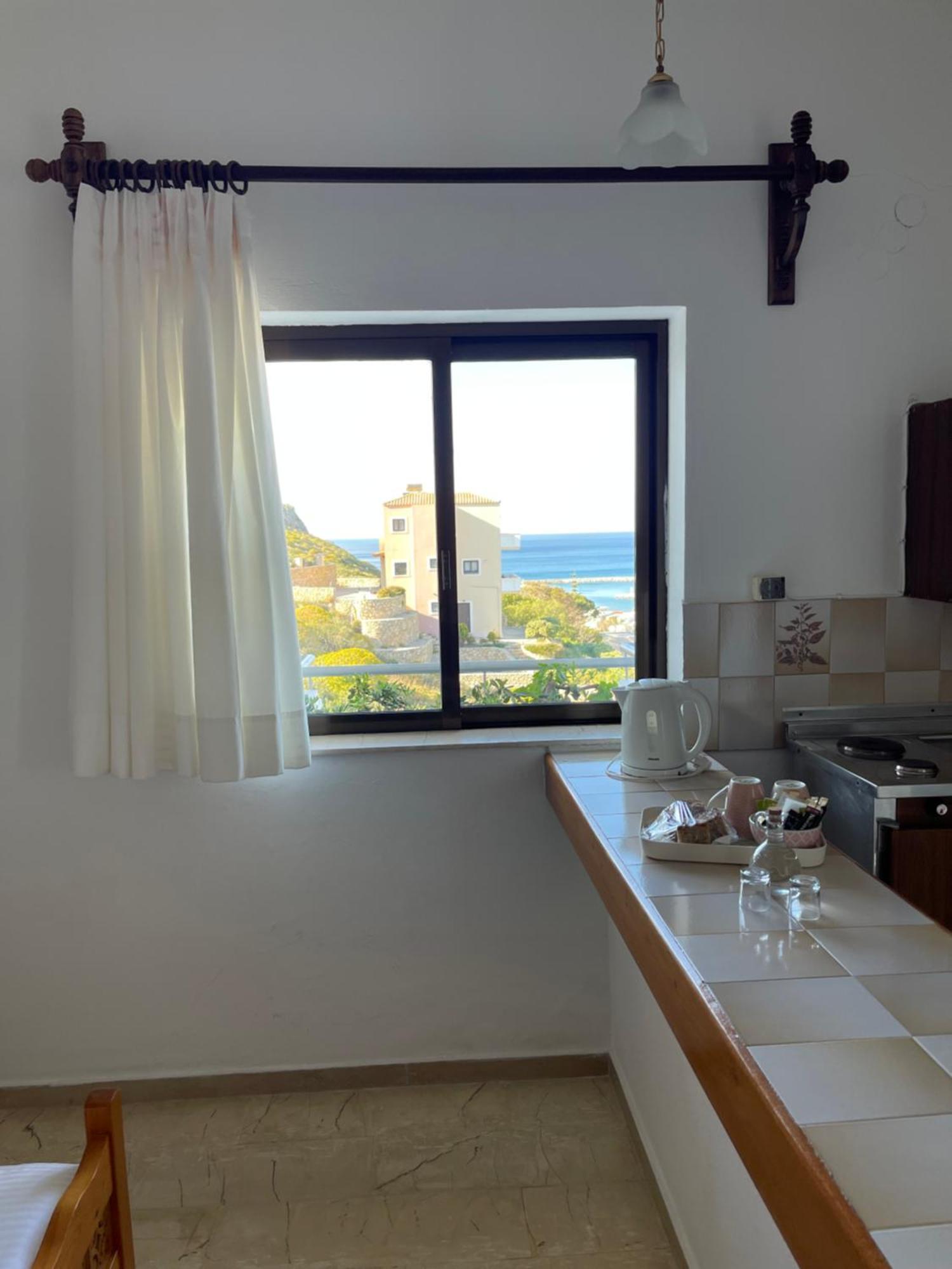 Aeolos Apartments 科林瓦里奥 外观 照片